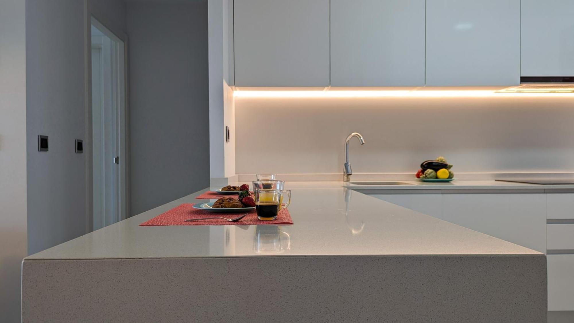 Sunset Waves Magic Apartments Benidorm Ngoại thất bức ảnh